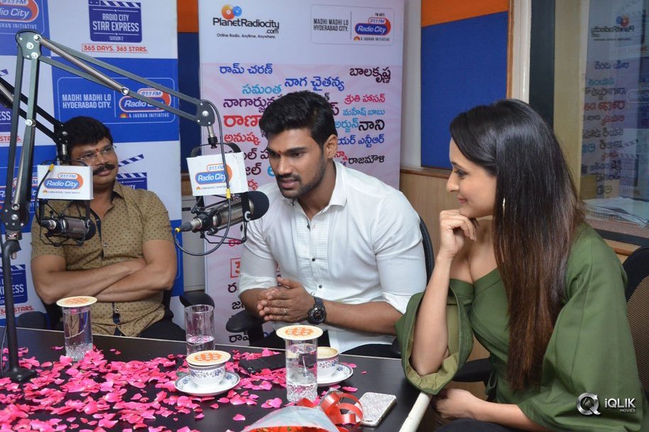Jaya-Janaki-Nayaka-Movie-Team-At-Radio-City